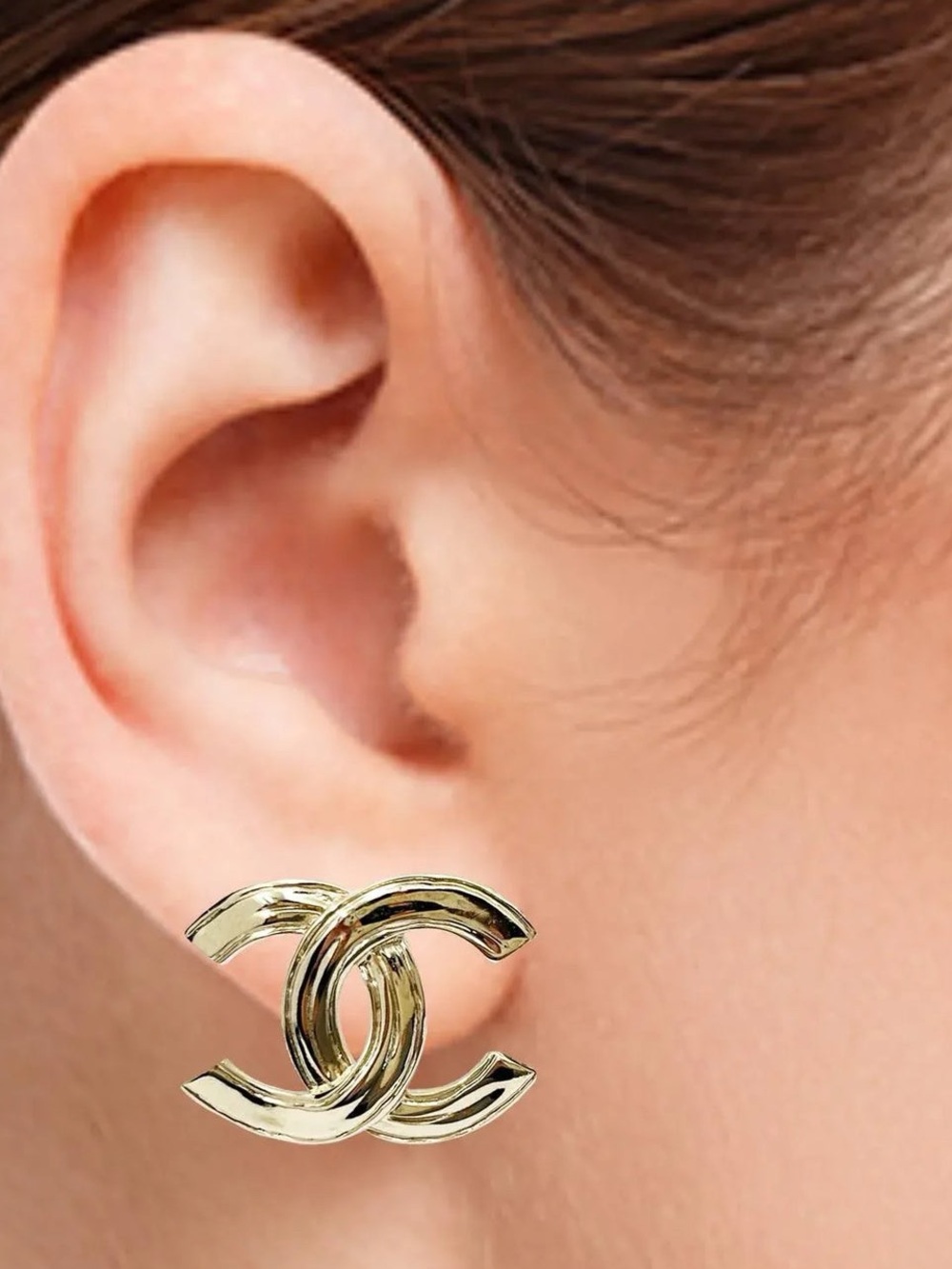 CHANEL Large CC Logo Stud Earrings Light Gold 1” •  Like New • Authentic